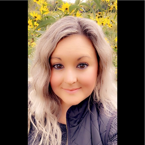 Meet your Posher, Kate - Picture 1 of 1